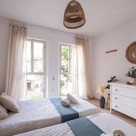 Aquamarine Apartment In Marina Sotogrande Bagian luar foto